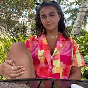 Cool Vintage Button Up Top